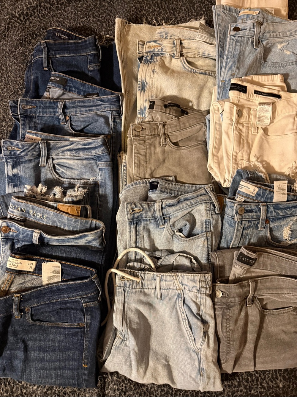 Mixed Lot of Jeans